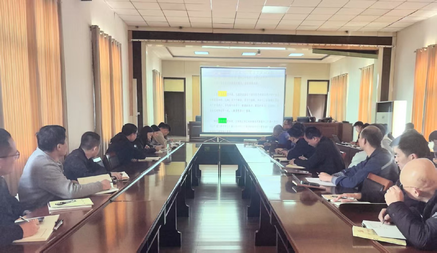 1761551486155908.jpg 1761551486155908.jpg